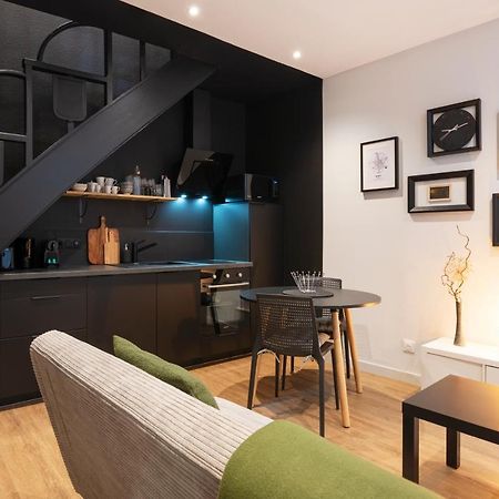 Le Cocon Des Dominicains - Duplex Pour 2, Nancy Apartment Bagian luar foto