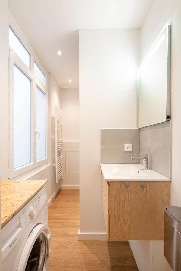 Le Cocon Des Dominicains - Duplex Pour 2, Nancy Apartment Bagian luar foto